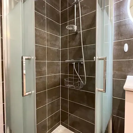 Apartman Chez Jean-yves Et Zoe - La Dolce - Au Calme, Tres Propre, Proche Parkings *