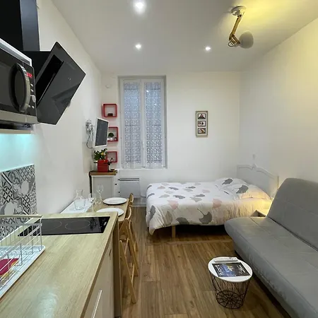 Chez Jean-yves Et Zoe - La Dolce - Au Calme, Tres Propre, Proche Parkings * Niort